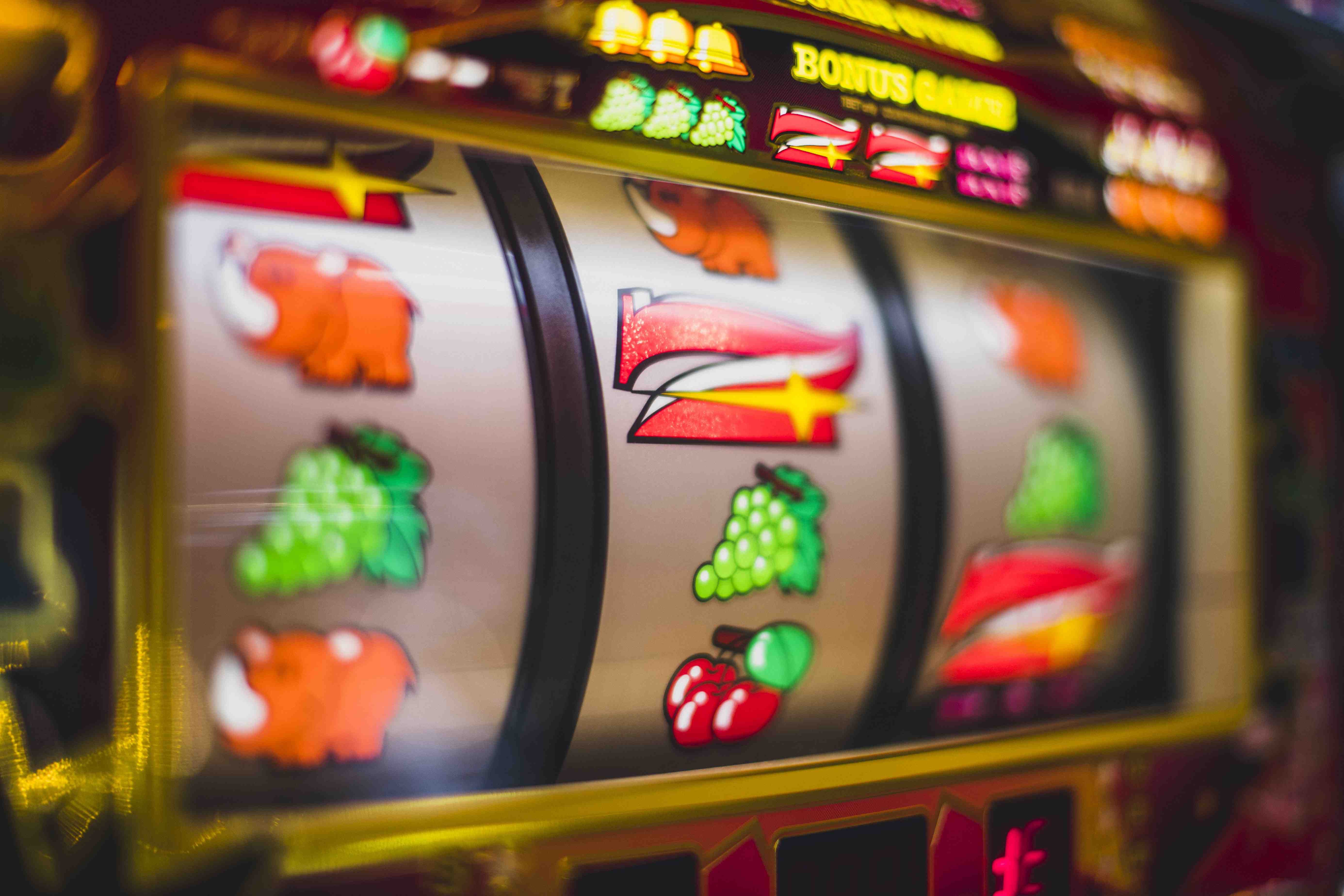 Mobile mini games section within the full 222bet apk content layout